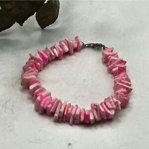 "5/$40" Pink Puka Shell Chip Bracelet Size Small